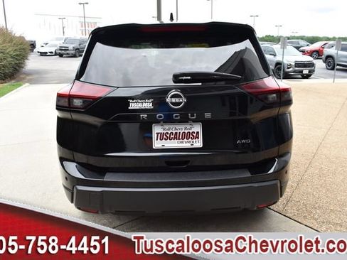 Used 2024 Nissan Rogue S AWD/4WD image 8