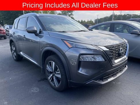 Used 2023 Nissan Rogue SL AWD/4WD image 12