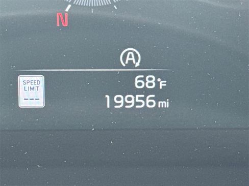 Used 2024 Kia Telluride LX image 26