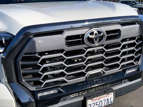 Used 2024 Toyota Tundra Platinum AWD/4WD image 28