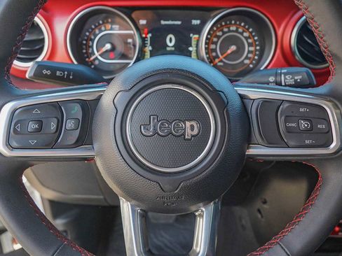 Used 2023 Jeep Gladiator Rubicon w/ LED Lighting Group image 13