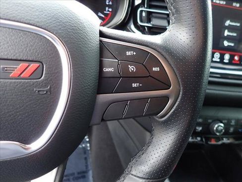 Used 2022 Dodge Durango SXT AWD/4WD image 15