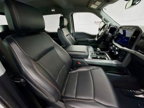 Used 2023 Ford F150 Lariat w/ Trailer Tow Package image 28