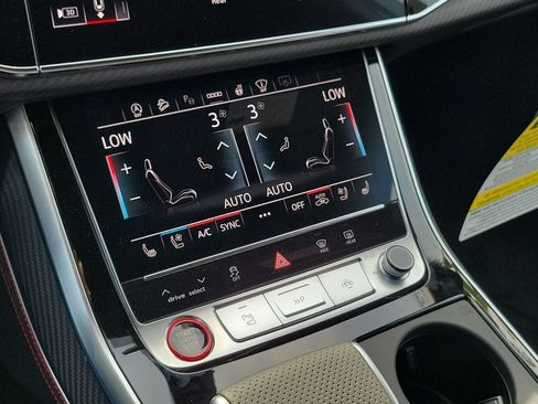 New 2026 Audi SQ7 Prestige AWD/4WD image 13