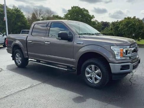 Used 2018 Ford F150 XLT w/ Equipment Group 302A Luxury AWD/4WD image 2