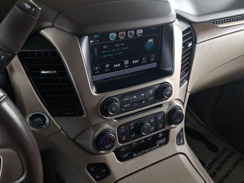 Used 2020 GMC Yukon Denali AWD/4WD image 26