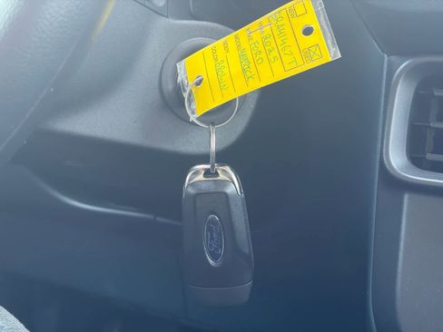 Used 2025 Ford Maverick XL w/ Equipment Group 102A image 25