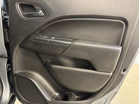 Used 2018 Chevrolet Colorado LT image 26