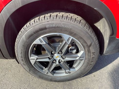 Used 2025 Chevrolet Blazer LT image 24