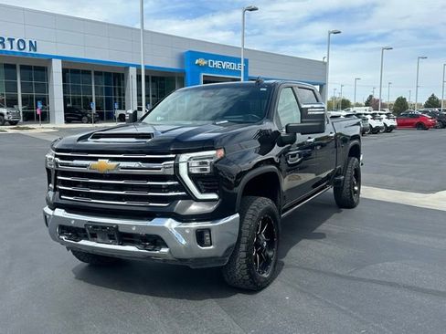 Used 2024 Chevrolet Silverado 3500 LTZ w/ LTZ Plus Package AWD/4WD image 30