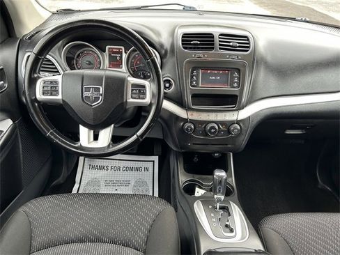 Used 2019 Dodge Journey SE w/ Premium Group image 14