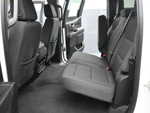 Used 2022 Chevrolet Silverado 1500 Custom AWD/4WD image 16