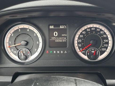 Used 2018 RAM 1500 Classic SLT AWD/4WD image 22