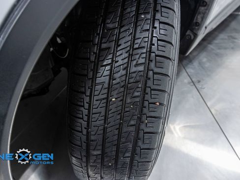 Used 2020 Nissan Rogue SV image 41