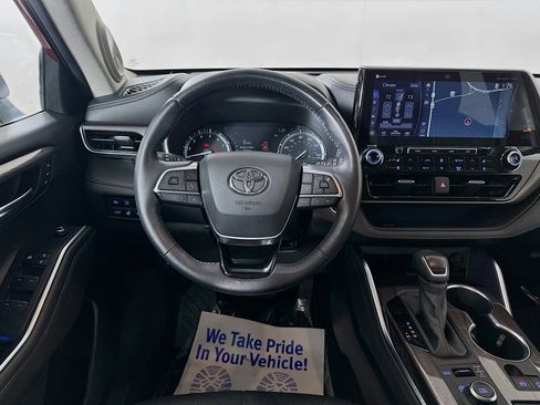 Used 2020 Toyota Highlander Limited image 21