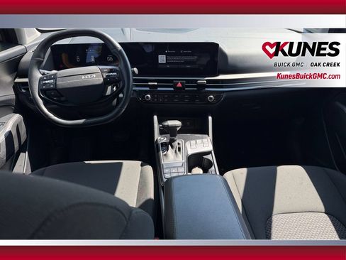 Used 2026 Kia Sportage LX FWD image 25