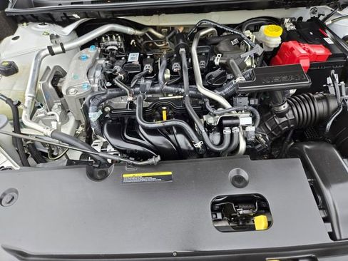 Used 2024 Nissan Sentra SV FWD image 21