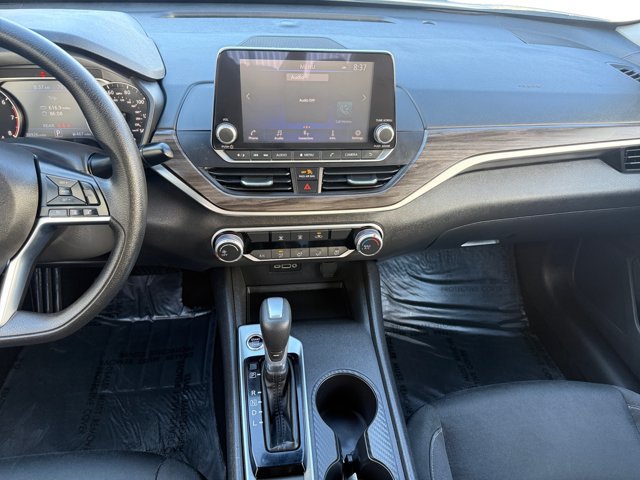 Used 2025 Nissan Altima 2.5 SV AWD/4WD image 15
