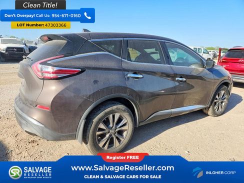 Used 2017 Nissan Murano S image 3