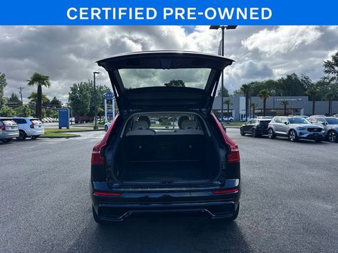 Certified 2025 Volvo XC60 T8 Plus w/ Protection Package Premier AWD/4WD image 16