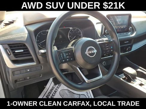 Used 2023 Nissan Rogue SV image 16