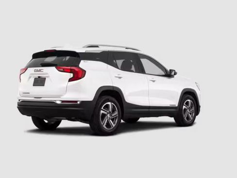 Used 2022 GMC Terrain SLT w/ Tech Package image 3