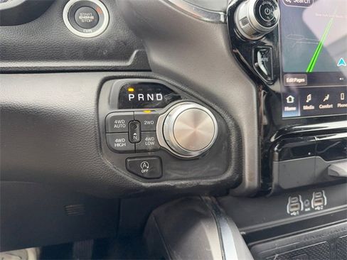 Used 2025 RAM 1500 Laramie image 19