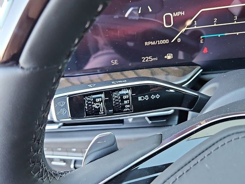 New 2026 Cadillac Escalade ESV Platinum Luxury image 22