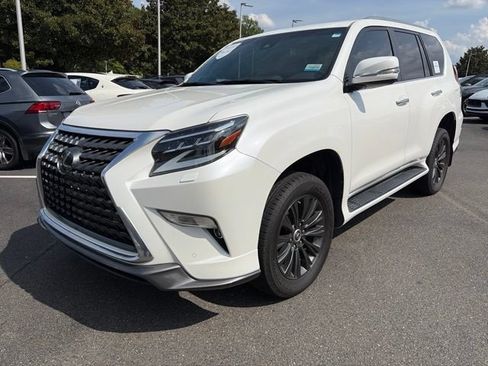 Used 2021 Lexus GX 460 Premium w/ Accessory Package AWD/4WD image 3