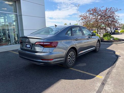 Used 2019 Volkswagen Jetta SEL FWD image 9