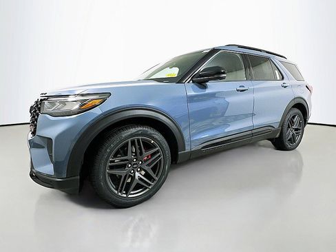 New 2026 Ford Explorer ST image 3