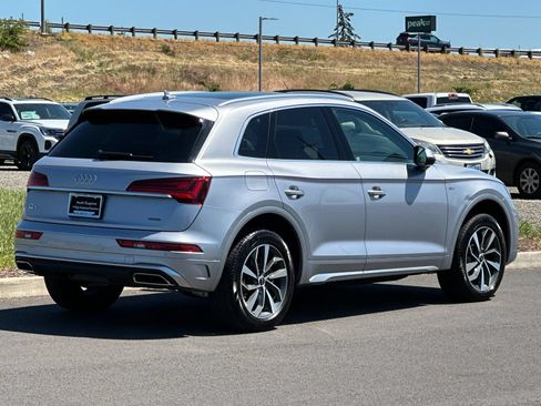 Used 2024 Audi Q5 2.0T Premium AWD/4WD image 3