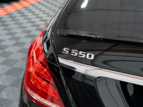 Used 2017 Mercedes-Benz S 550 4MATIC Sedan image 9
