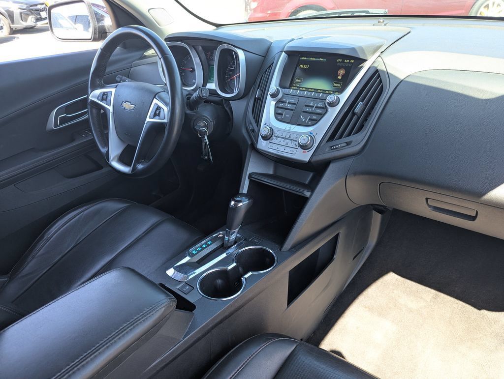 Used 2016 Chevrolet Equinox LTZ w/ Enhanced Convenience Package AWD/4WD image 31