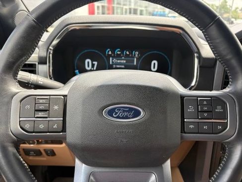 Used 2023 Ford F150 Lariat w/ Trailer Tow Package RWD image 19