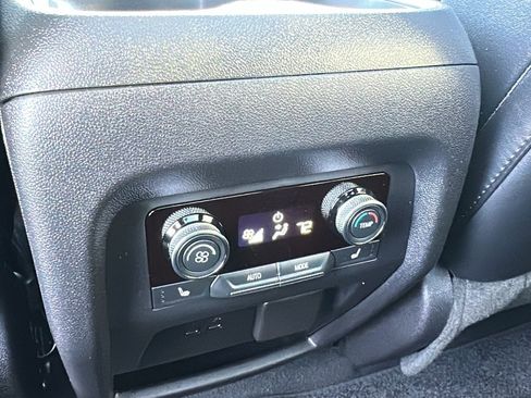 Used 2025 Buick Enclave Avenir w/ Trailering Package, 5000 lbs. image 25