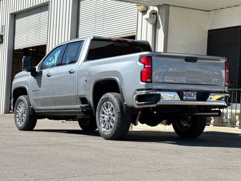 New 2026 Chevrolet Silverado 2500 LTZ w/ LTZ Premium Package AWD/4WD image 5