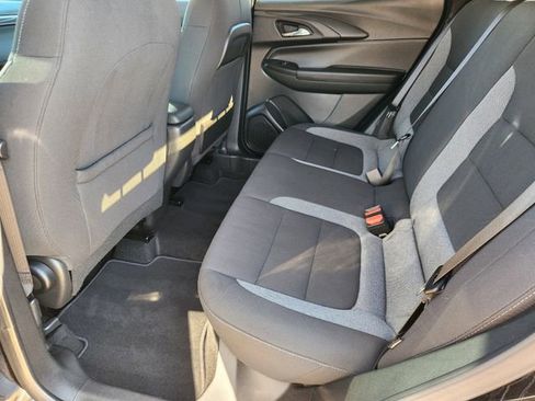 Used 2025 Chevrolet TrailBlazer LT image 30