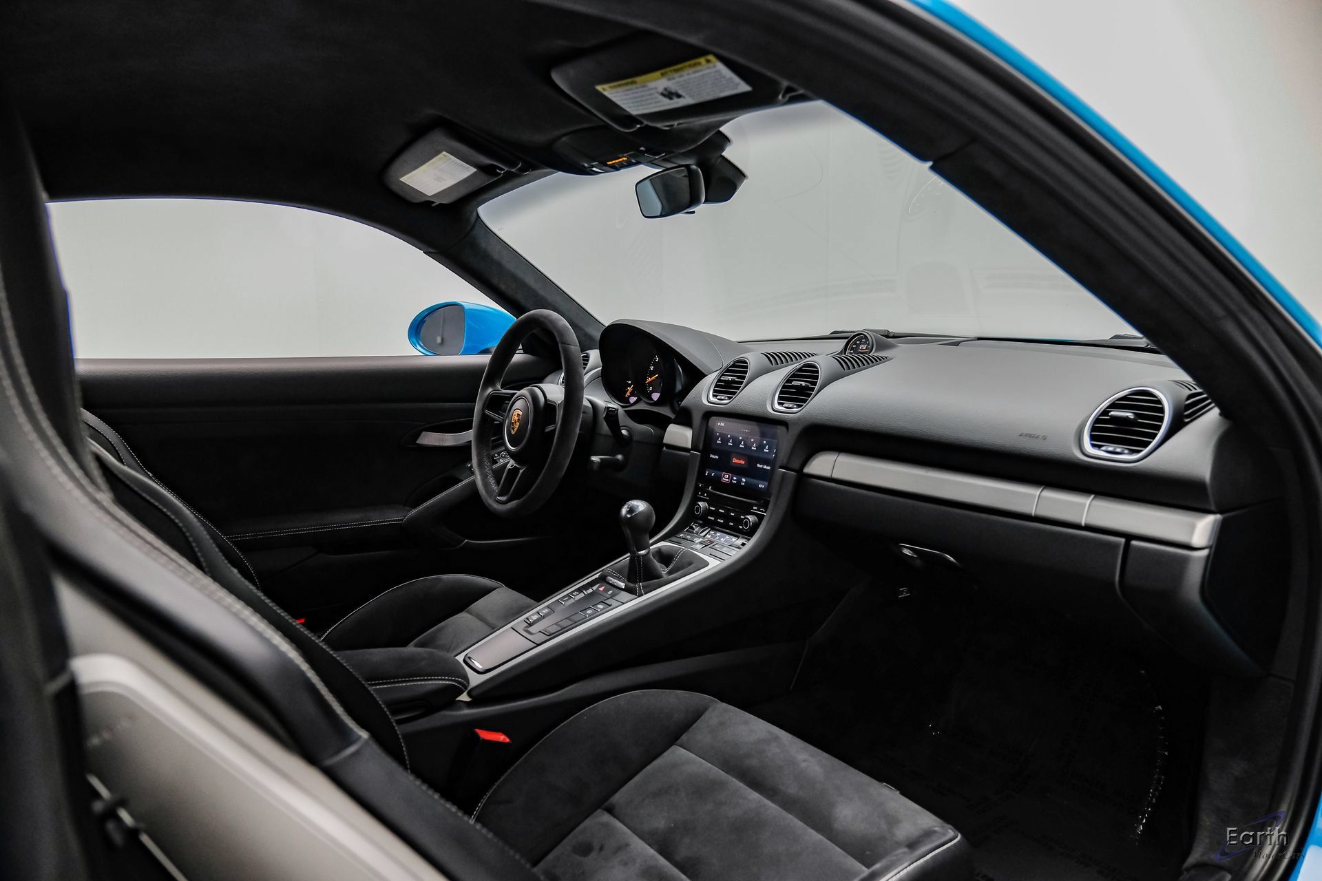 Used 2020 Porsche 718 Cayman GT4 RWD image 49
