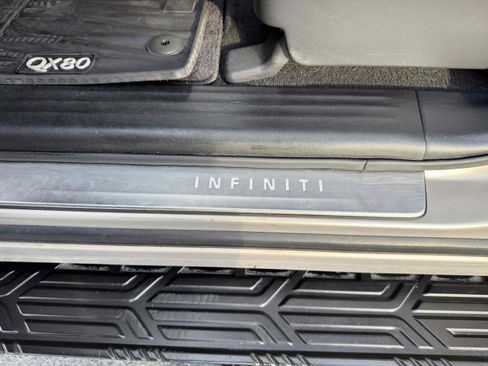 Used 2019 INFINITI QX80 Luxe w/ 22" Wheel Package AWD/4WD image 52