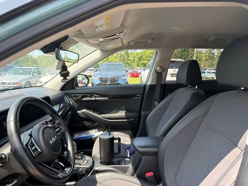 Used 2024 Kia Seltos S AWD/4WD image 28