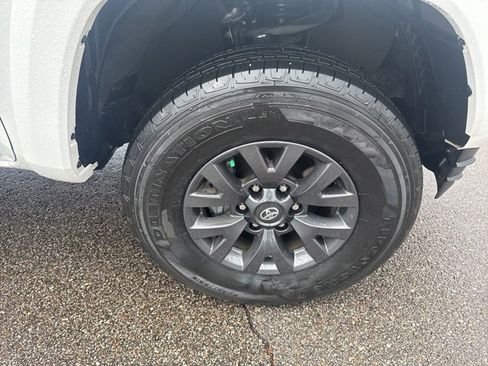 Used 2023 Toyota Tacoma SR5 image 30