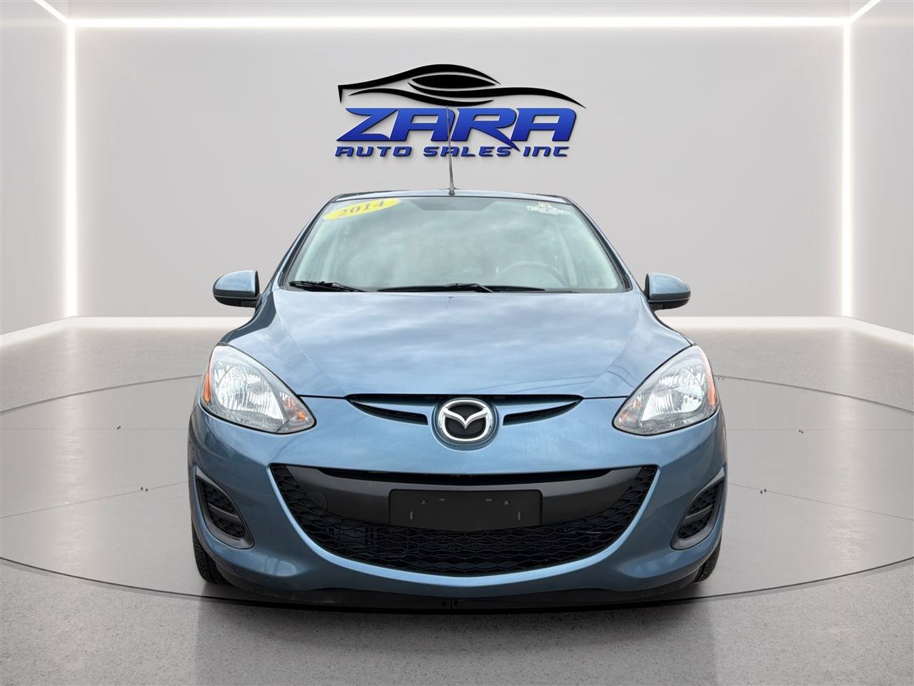 Used 2014 MAZDA MAZDA2 Sport FWD image 2