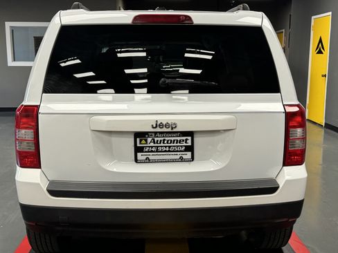 Used 2016 Jeep Patriot Sport w/ Power Value Group image 4