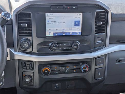 Certified 2022 Ford F150 XLT w/ Trailer Tow Package AWD/4WD image 21