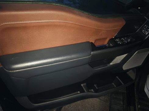 Used 2023 Ford F150 Lariat w/ Equipment Group 502A High image 13