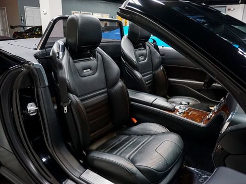 Used 2014 Mercedes-Benz SL 63 AMG image 38
