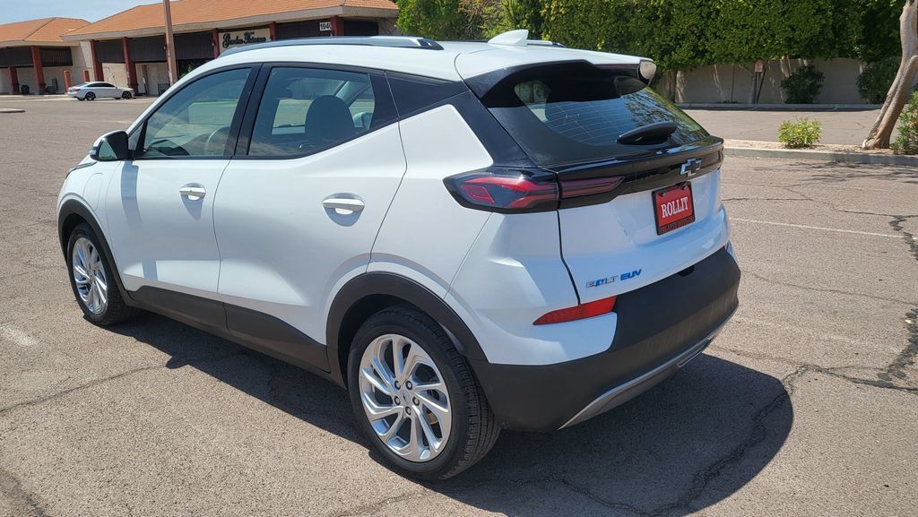 Used 2023 Chevrolet Bolt EUV LT FWD image 8