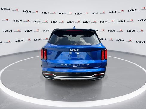 Certified 2022 Kia Sorento SX FWD image 7