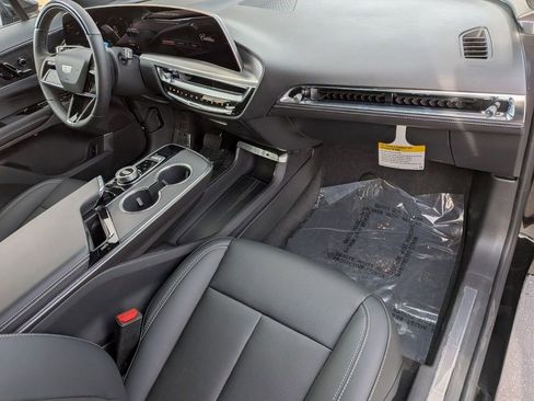 New 2026 Cadillac Lyriq Luxury image 26